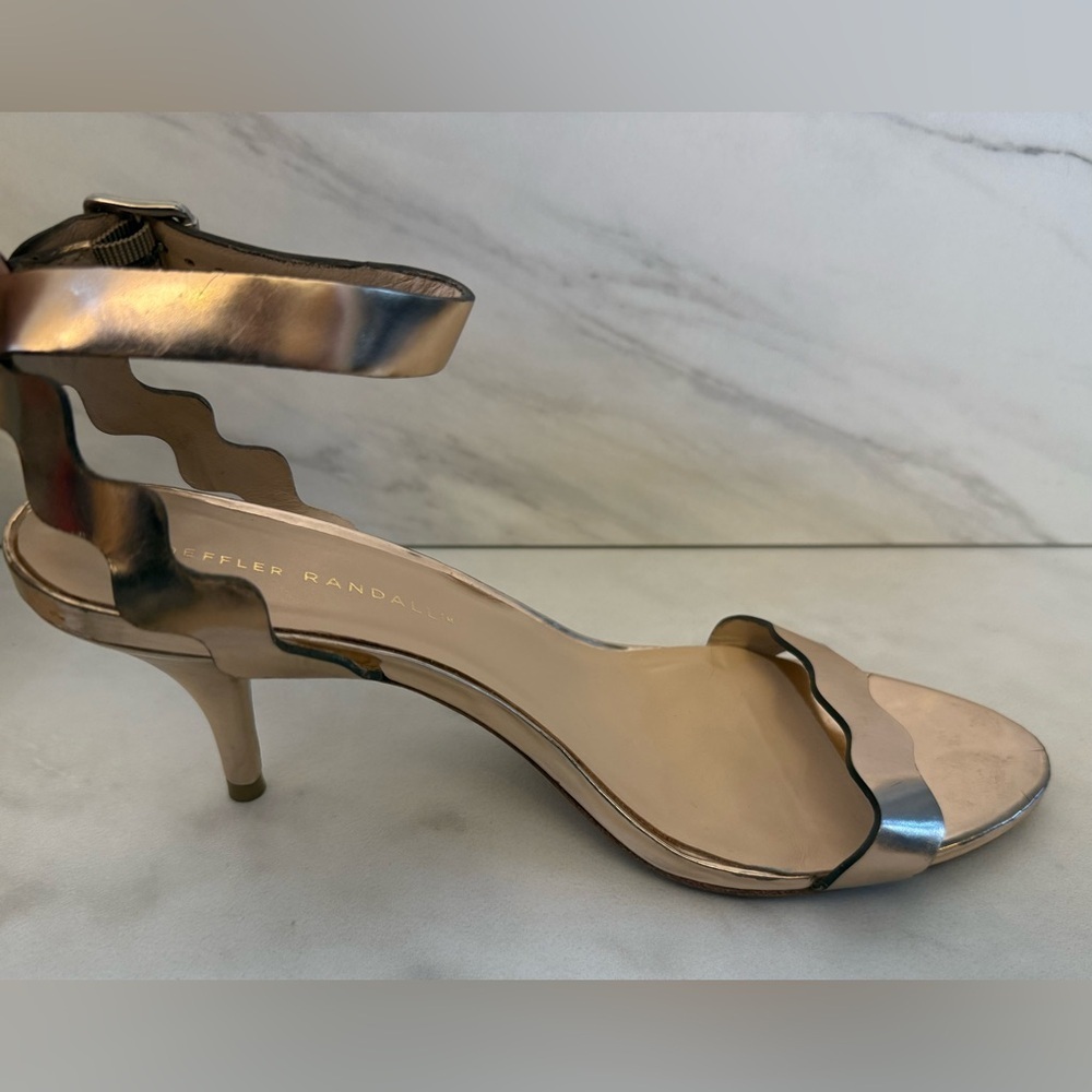 Loeffler Randall Metallic Scalloped Ankle Strap Heels Size 9 - Picture 5 of 12